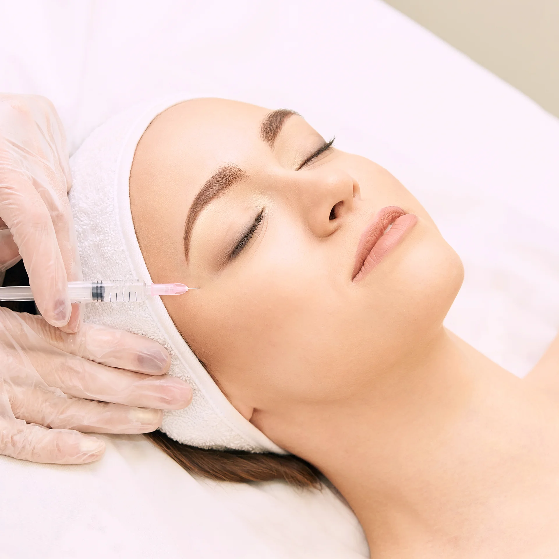 A Woman Getting Cheek Filler Treatment|||