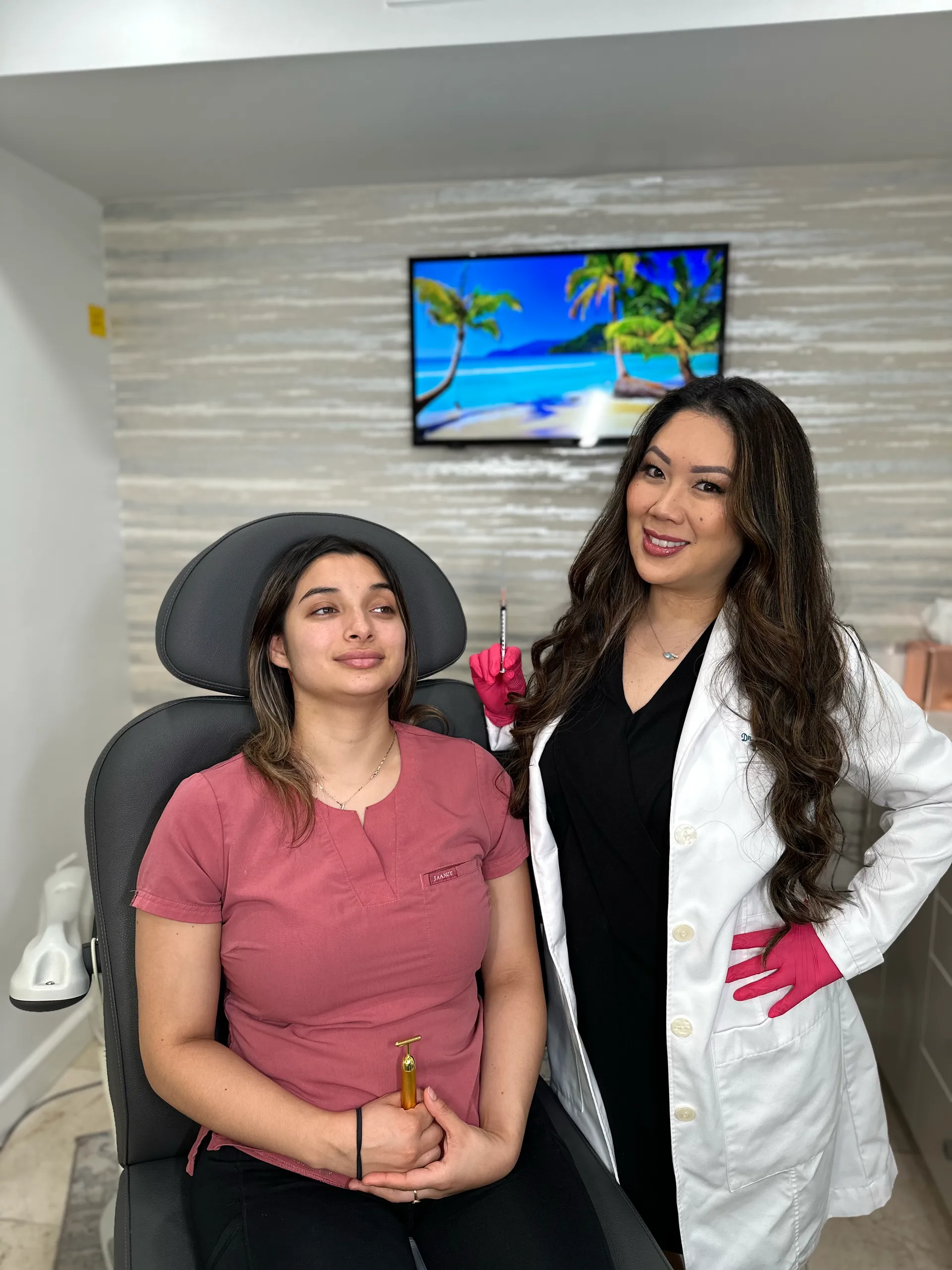 Celebrity Liquid Facelift in NYC technique