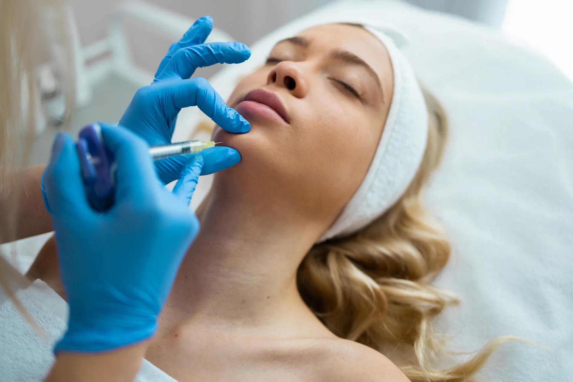 V-Line Contouring in NYC technique