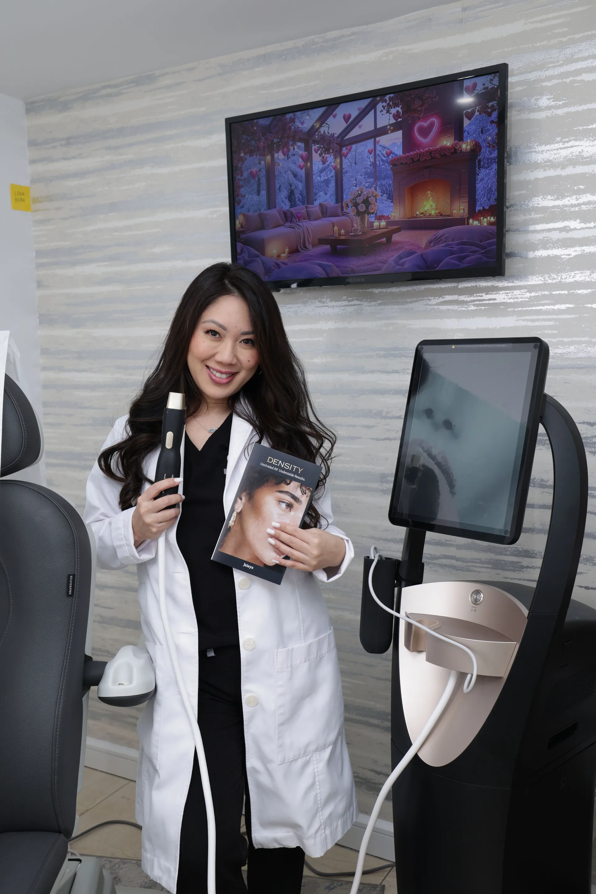 Density Laser at Dr. Lanna Aesthetics