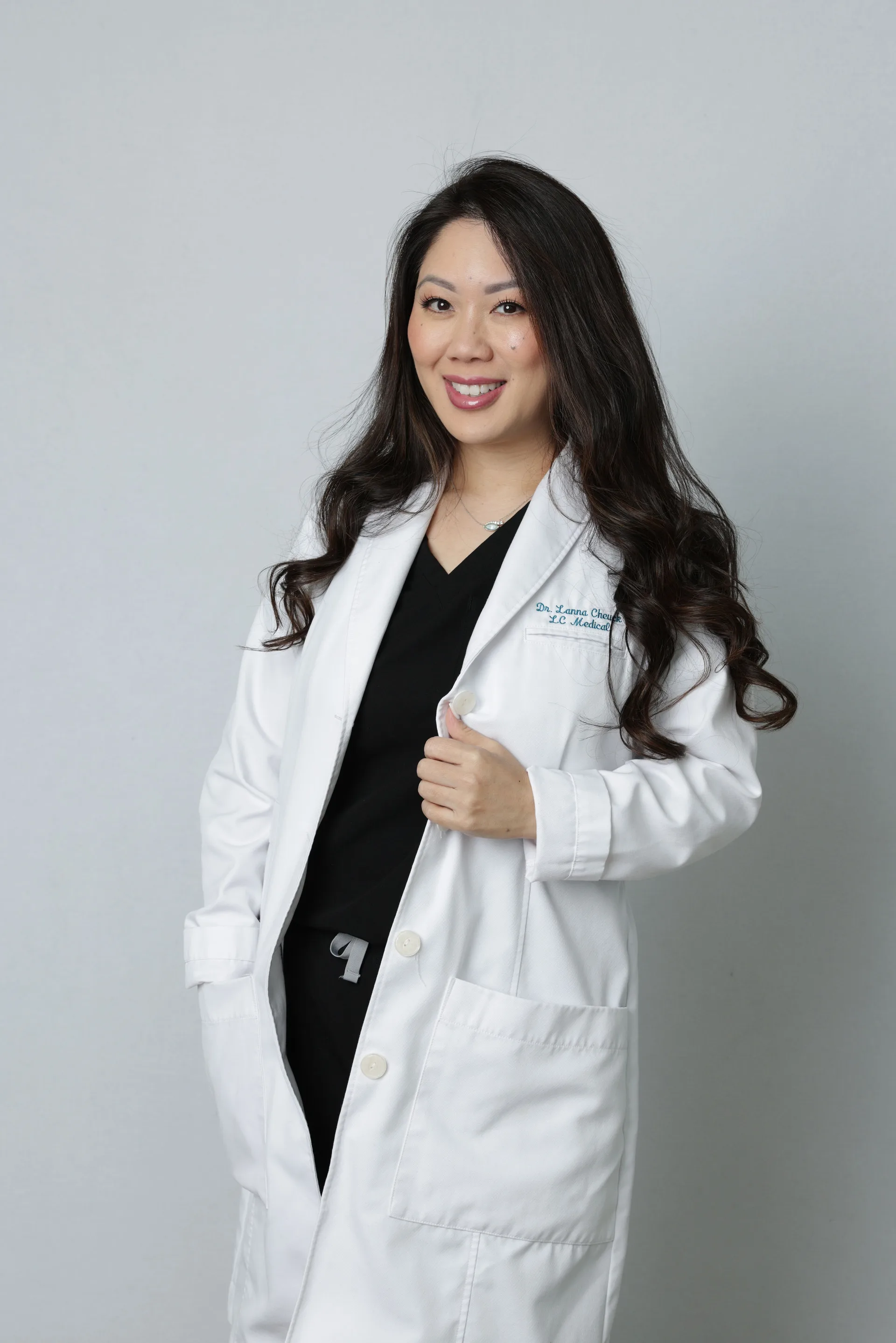 Dr. Lanna Cheuck