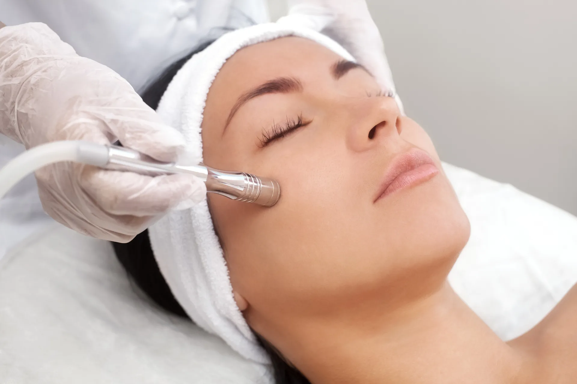 Hydradermabrasion Facial at Dr. Lanna Aesthetics